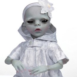 Силиконовая Коллекционная Кукла Реборн Инопланетянин Девочка Миральдина ( Виниловая Кукла Пришелец ) Высота 35 см